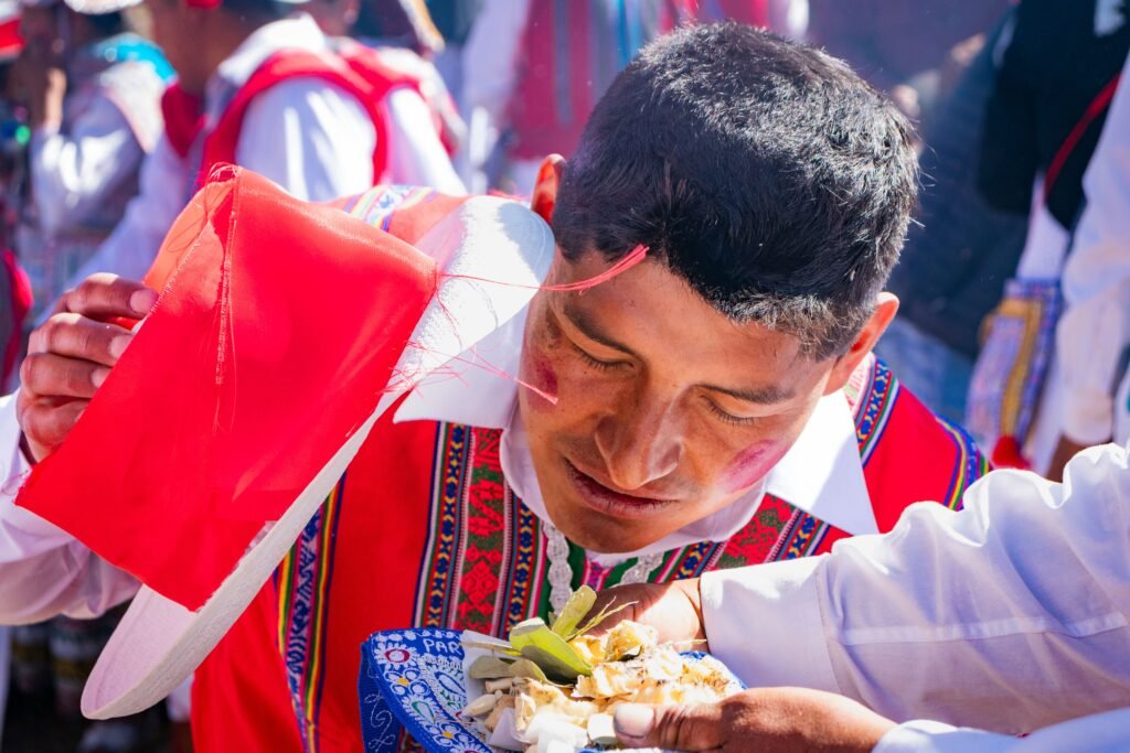 Traditional Peruvian dance celebration in Caylloma with colorful attire and cultural rituals. Turismo cultural